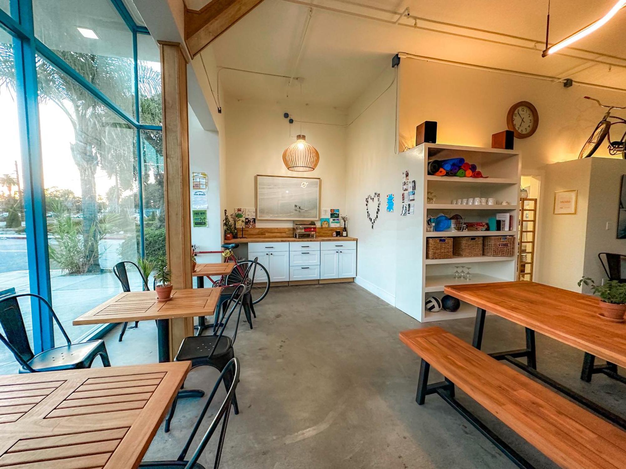 Ith Santa Barbara Beach Hostel Extérieur photo